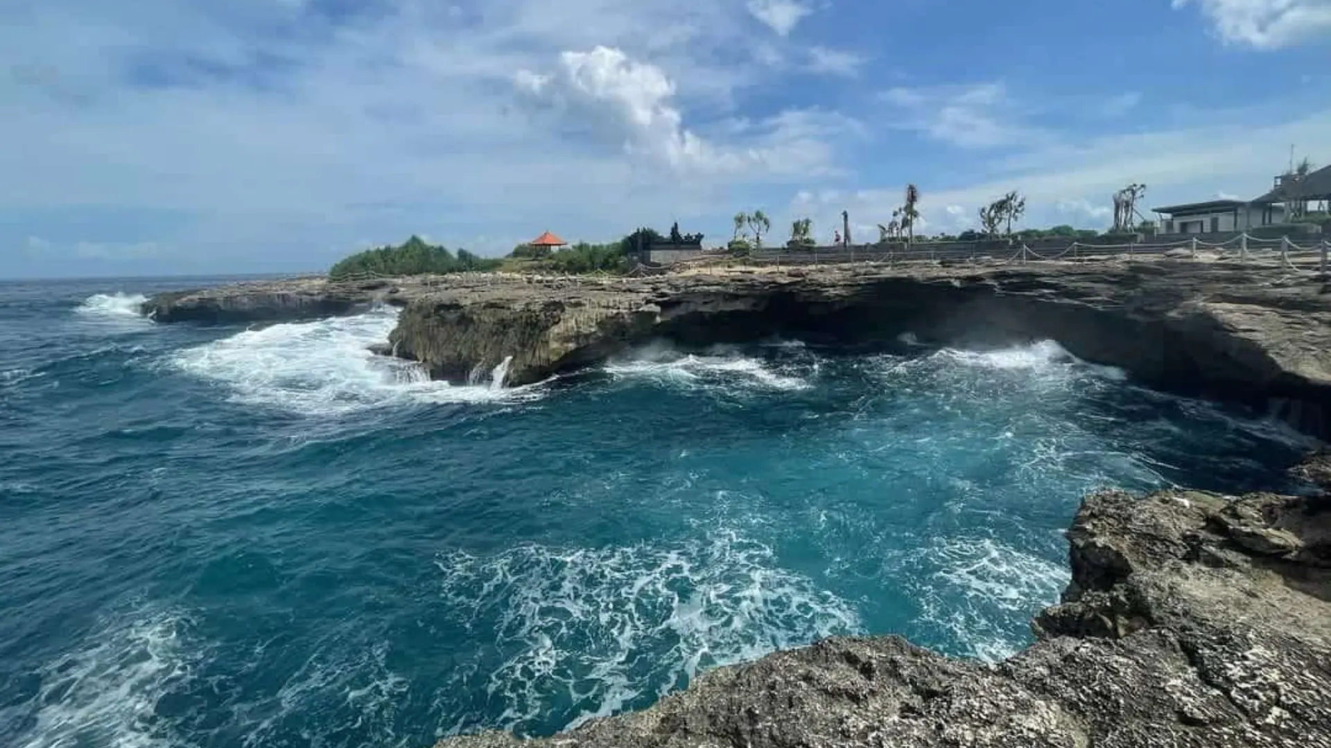 Bali to Gili Fast Boat - Gili Direct: Your Trusted Booking Platform for Speedboat Transfers to Gili Islands, Lombok, and Nusa Penida.